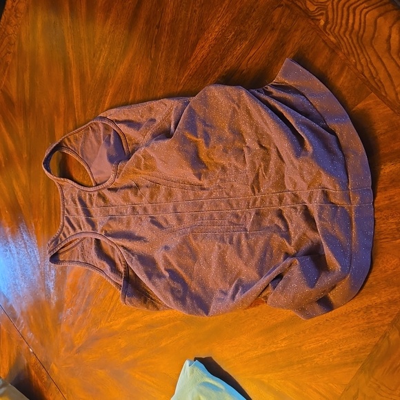 Athleta Speedlight Glow Tank Antique Burgundy Size Large - Picture 5 of 6